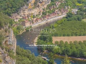 A Secret Passed Through the Centuries