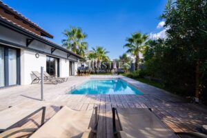 La Teste- Family house with pool