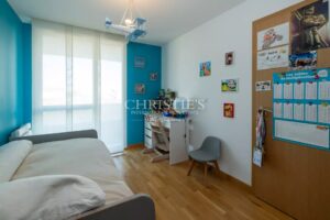 Luxury Apartment with Landscaped Terrace and Parking Spaces