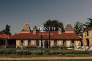 Magnifique propriété du XVIIIe siècle sur environ 12 hectares