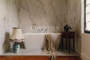 Magnifique propriété du XVIIIe siècle sur environ 12 hectares