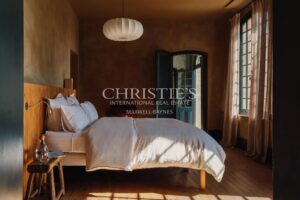 Magnifique propriété du XVIIIe siècle sur environ 12 hectares