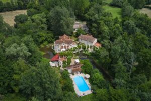 A place of soul and beauty, where water, stone and light become one.