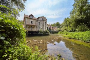 A place of soul and beauty, where water, stone and light become one.