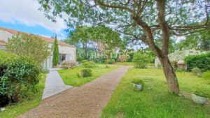 Exclusivité – Confort et espace à deux pas des plages