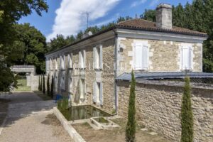 Domaine hors commun à 5 minutes d'Angoulême