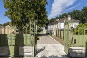 Domaine hors commun à 5 minutes d'Angoulême