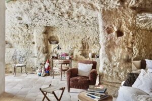 Ravissante maison de village Tourangelle avec 4 chambres, cour et jardin