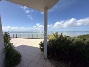Exceptional Apartment in Meschers with Estuary View and Troglodyte Space