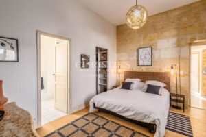 Camblanes - Propriété d'exception au coeur du village - 1,9 hectares