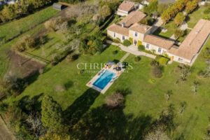 Camblanes - Propriété d'exception au coeur du village - 1,9 hectares