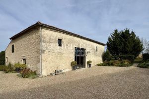 Superbe Logis Charentais du 18ème