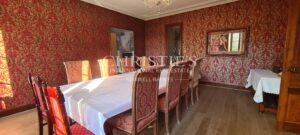 Magnifique château de campagne datant de 1740, situé à quinze minutes de Limoges, offert par Napoléon III, décoré avec raffinement.