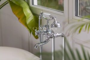 Rare : Hôtel particulier idéalement placé avec jardin et piscine- 7 chambres- 300 m2