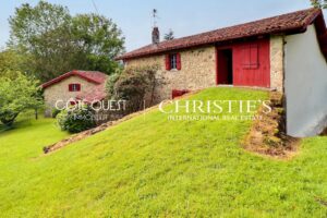 À vendre Macaye - Ferme du 18ème siècle proche Louhossoa