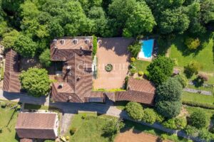 Exquisite Gentilhommière in the Heart of Perigord Vert