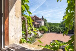 Exquisite Gentilhommière in the Heart of Perigord Vert