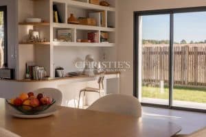 Maison contemporaine d’exception – Vue panoramique sur les vignes – Calme absolu – À moins de 10 minutes à vélo du centre-ville de léonin