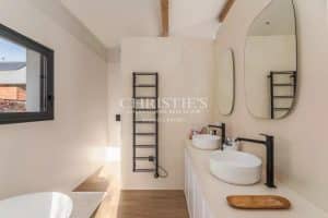 Maison contemporaine d’exception – Vue panoramique sur les vignes – Calme absolu – À moins de 10 minutes à vélo du centre-ville de léonin