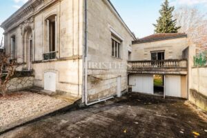 Bouscat - Chartreuse avec garage et grand jardin