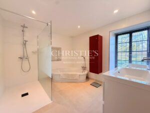 Un Domaine de moulin historique rare, entièrement restauré, au cœur de la Charente