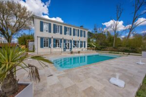 La captivante Maison de Louise