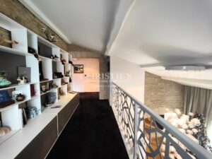 Propriété exceptionnelle avec piscine dans quartier résidentiel proche de La Rochelle