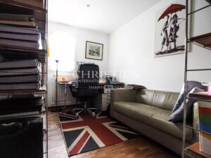 Maison lumineuse avec piscine et vue imprenable