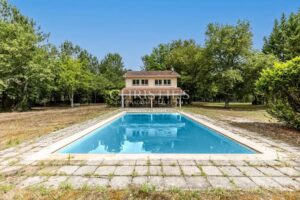 Propriété au coeur des landes - 6HA - Piscine - Etang