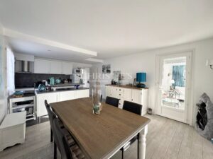 ROYAN FONCILLON – Maison 142 m² avec 2 APPARTEMENTS + TERRASSES ENSOLEILLÉES SUD, plage à pied