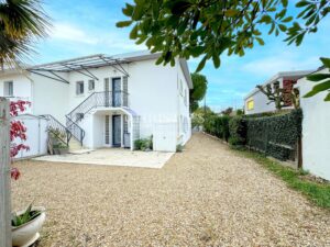 ROYAN FONCILLON – Maison 142 m² avec 2 APPARTEMENTS + TERRASSES ENSOLEILLÉES SUD, plage à pied