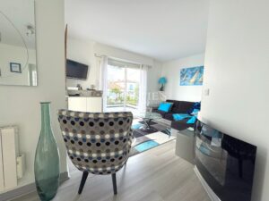 ROYAN FONCILLON – Maison 142 m² avec 2 APPARTEMENTS + TERRASSES ENSOLEILLÉES SUD, plage à pied