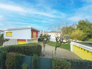 ROYAN FONCILLON – Maison 142 m² avec 2 APPARTEMENTS + TERRASSES ENSOLEILLÉES SUD, plage à pied