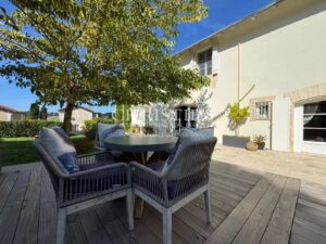 Propriété remarquable sur 2,5 Ha avec piscine!