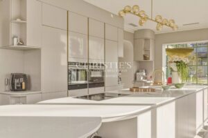 Maison d’architecte rénovée avec jardin et piscine – aux portes de Bordeaux Saint-Augustin