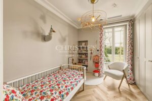 Maison d’architecte rénovée avec jardin et piscine – aux portes de Bordeaux Saint-Augustin