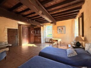 Demeure de caractère du XVIIe siècle au cœur du Périgord