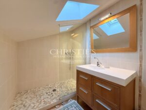 Domaine privé de 21,4 ha avec golf 9 trous, lacs & potentiel résidentiel