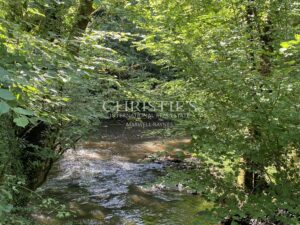 Une PROPRIETE EXCEPTIONNELLE sur 34 HECTARES