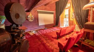 A vendre - Bastide Puymirol - Salle de cinéma - VC4703