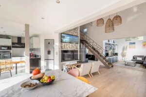 Maison familiale - 3 chambres - bureau - garage - dépendance