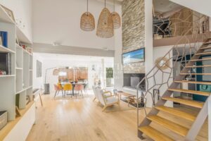 Maison familiale - 3 chambres - bureau - garage - dépendance