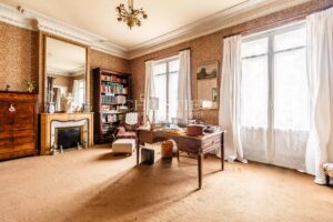 Bordeaux - Ecole normale - Hôtel particulier - 5 chambres - jardin double garage