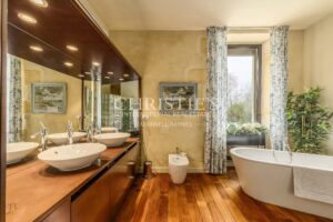 Magnificent Historic château in the Bordeaux and Saint-Émilion region