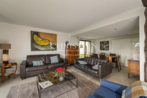 Magnificent Historic château in the Bordeaux and Saint-Émilion region