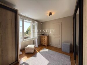 Propriété remarquable sur 2,5 Ha avec piscine!