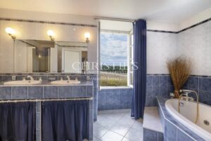 A vendre Beau logis du 16ieme, entiérement rénové