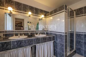 A vendre Beau logis du 16ieme, entiérement rénové