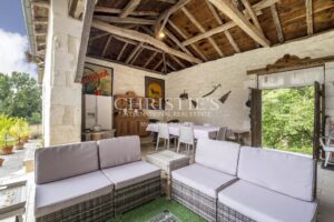 A vendre Beau logis du 16ieme, entiérement rénové