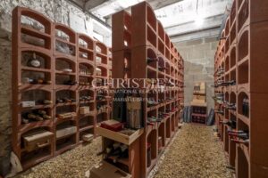 A vendre Beau logis du 16ieme, entiérement rénové